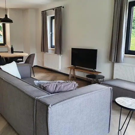 Daire Nest Weissbriach